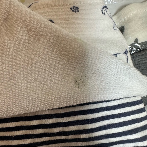 2/$10 Sale! Little Me & Chick Pea Set of 5 Baby Bibs Some New Size 0-12 Months - Picture 4 of 12